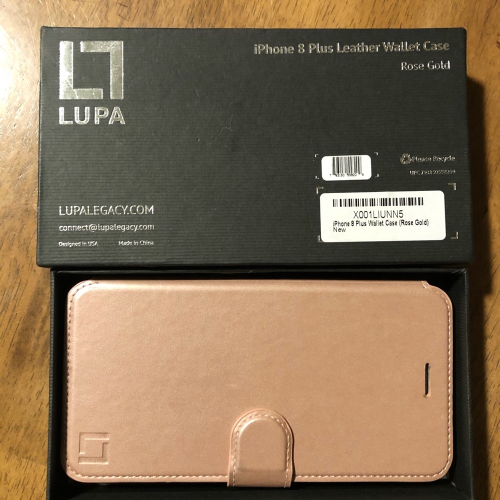 Lupa IPhone 8 + phone wallet case